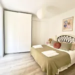 Διαμέρισμα Housingleon Cardiles I Y Ii *