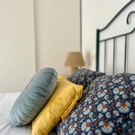 Apartment Housingleon Cardiles Leon
