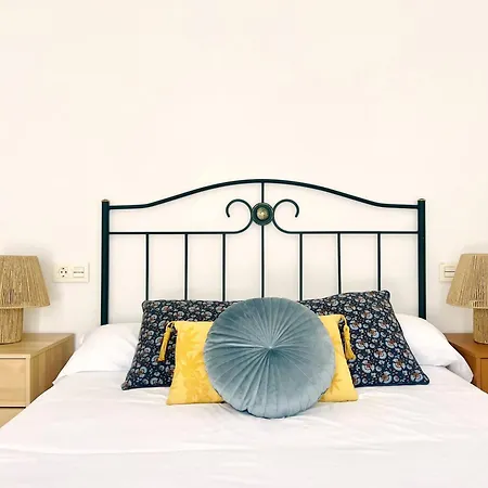 Housingleon Cardiles Apartment